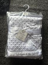 Load image into Gallery viewer, Personalised blankets
