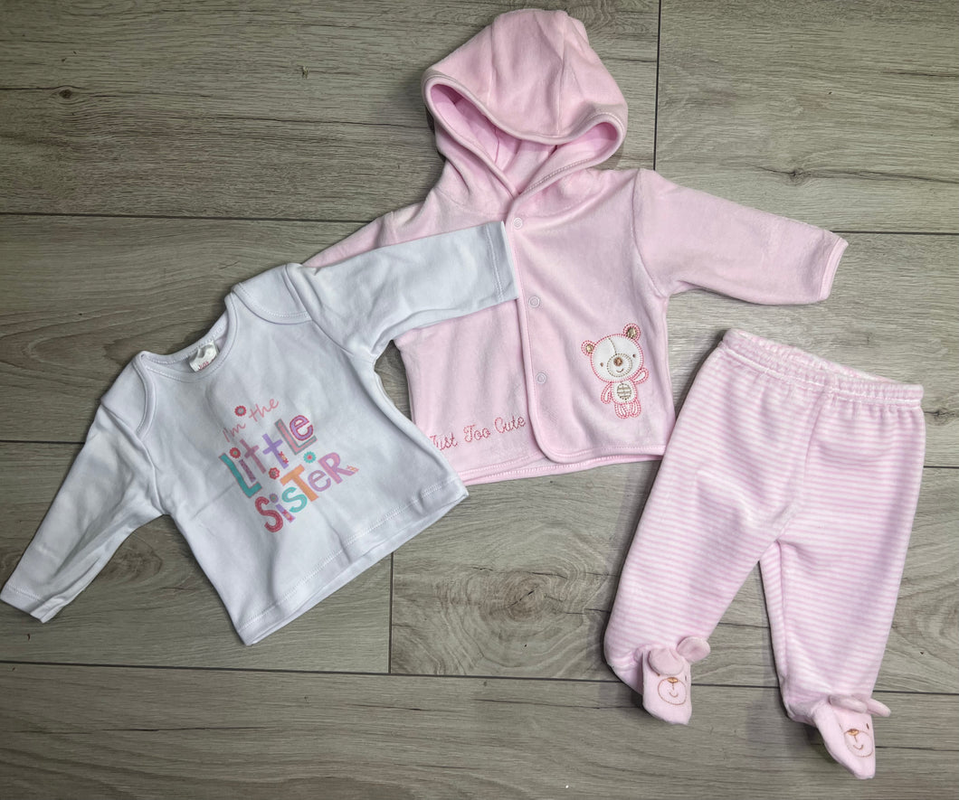 ‘I’m the little sister’ Just too cute 3pc set