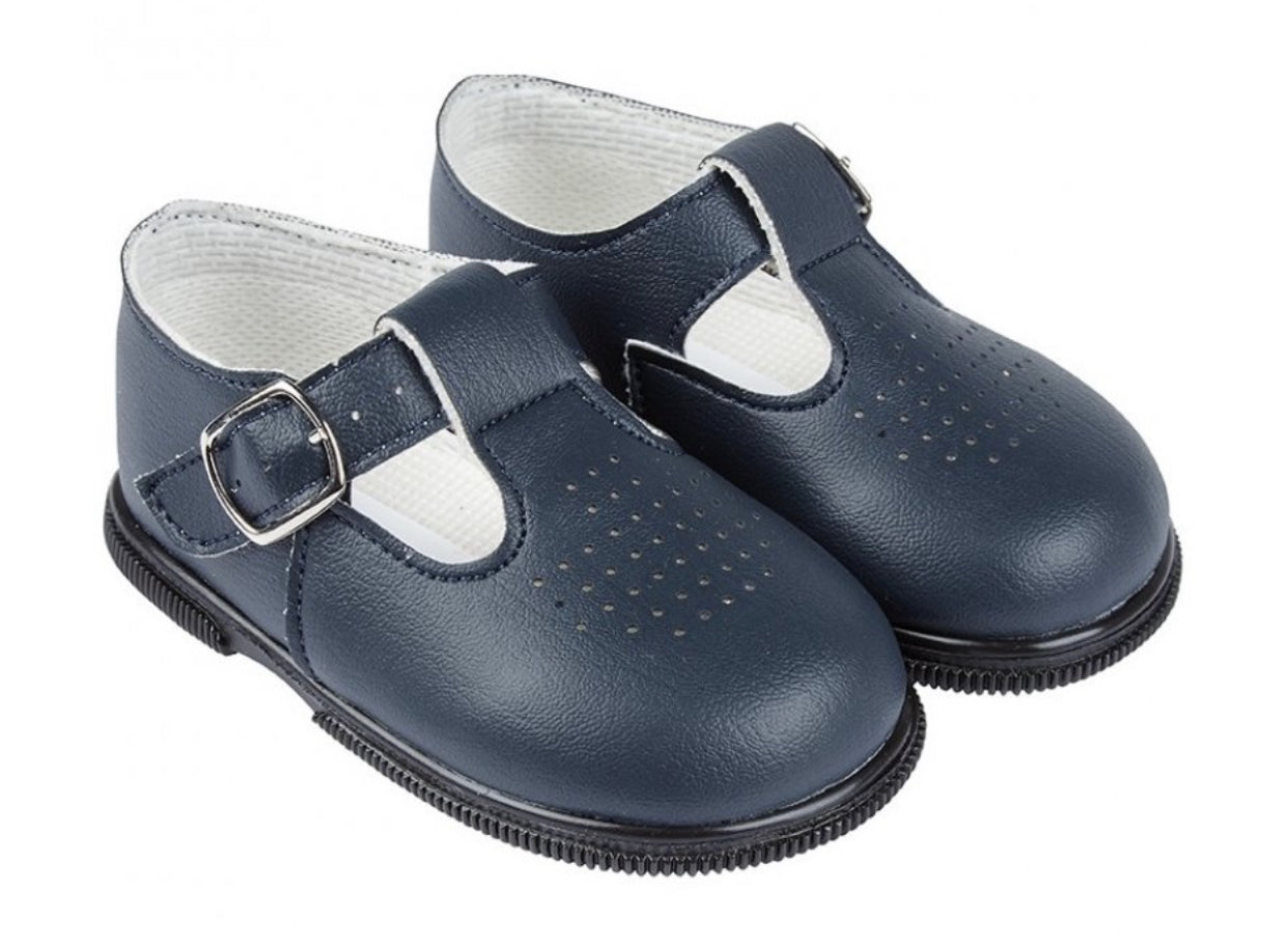 Boys navy tbar shoes