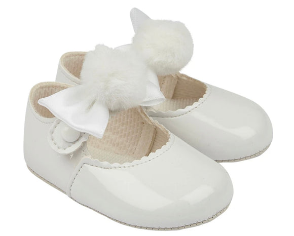 Pom soft soled shoes