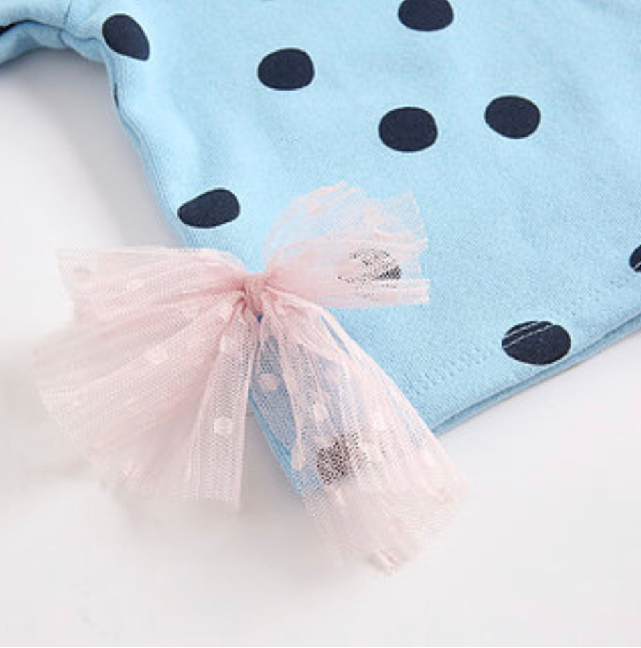 Polka dot jumper with bow design