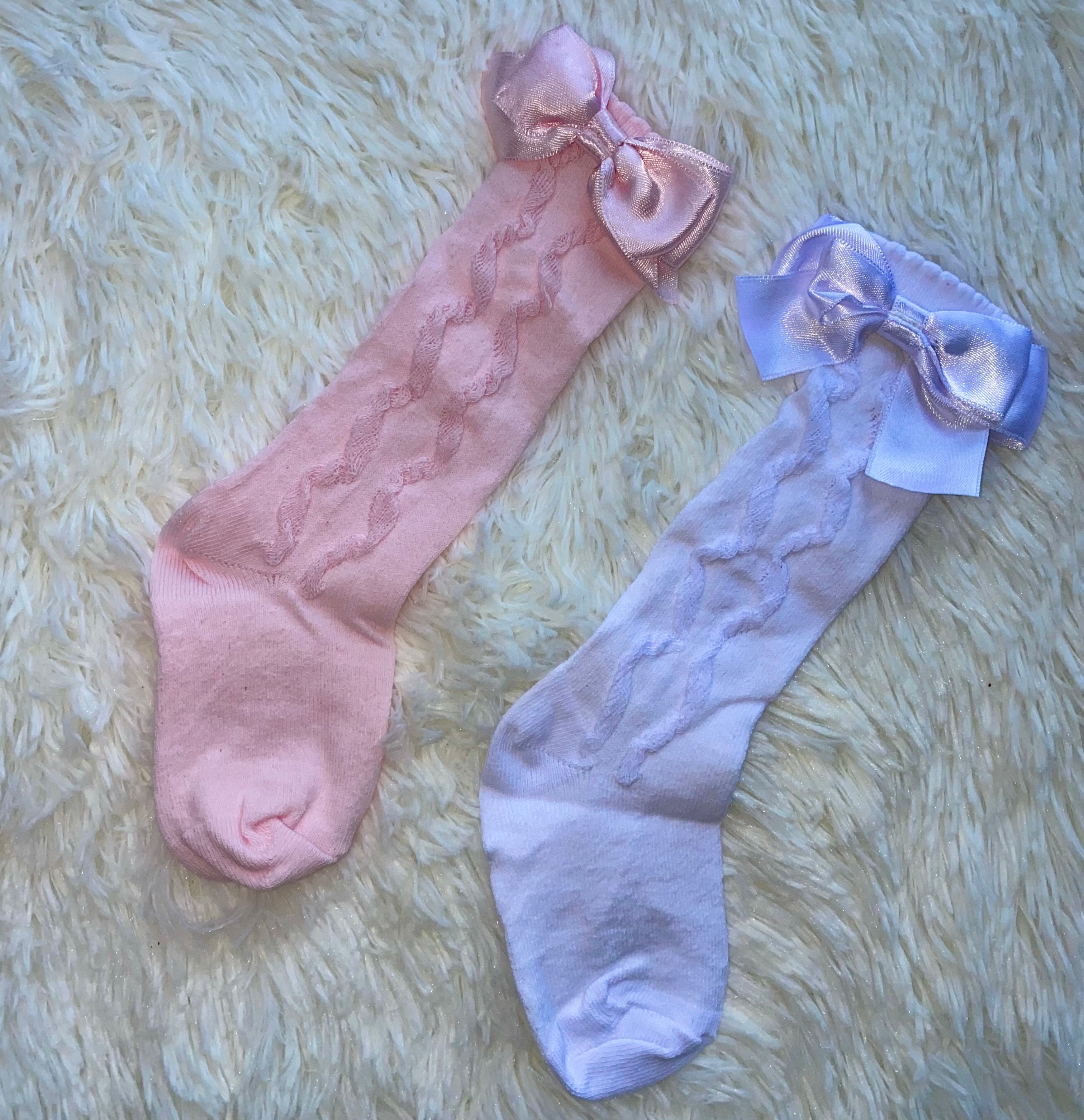 Bow knee socks